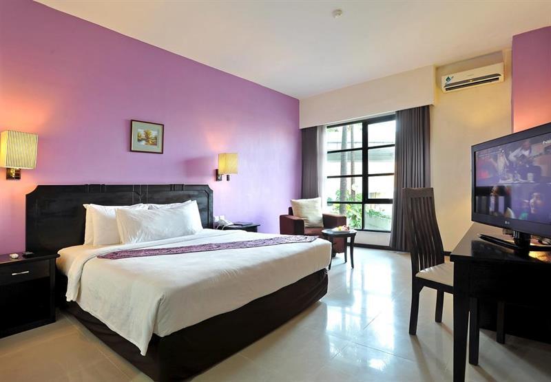 The Sun Hotel Sidoarjo Extérieur photo